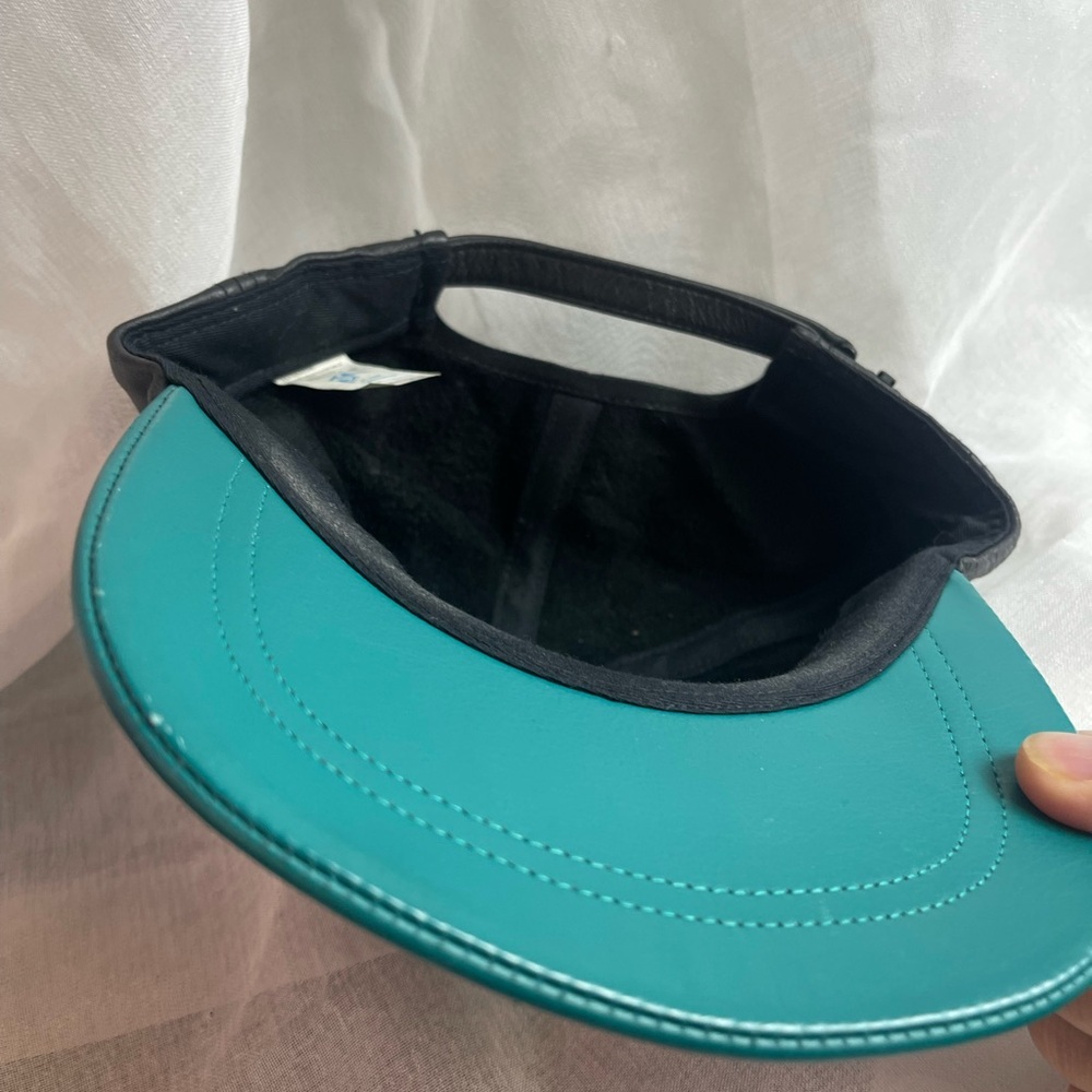 PE BEN Black and Teal Vintage Hat - Picture 4 of 4